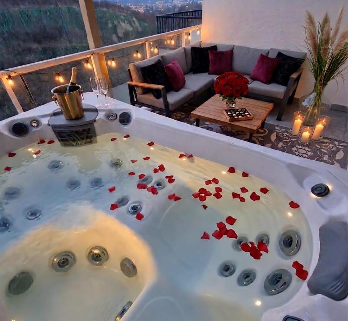 GLAMOUR VOX - Apartament Romantic cu Jacuzzi Privat în Cluj-Napoca