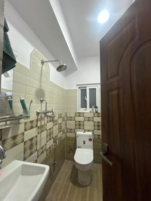 Private Stay with Shared Kitchen & Yoga Space