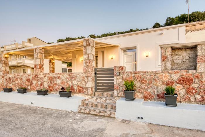 Floras House