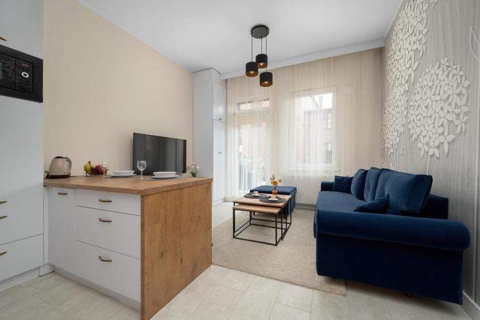 Brzoskwiniowa 4 Urban Garden Apartment by Solarento