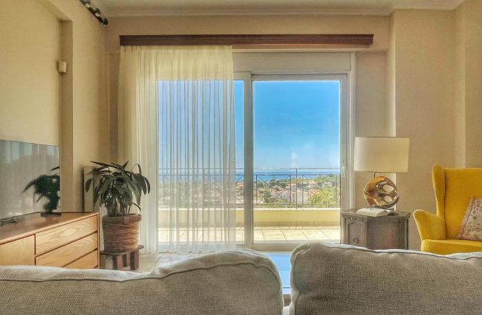 GardenBnB- Maisonette with a Seaview