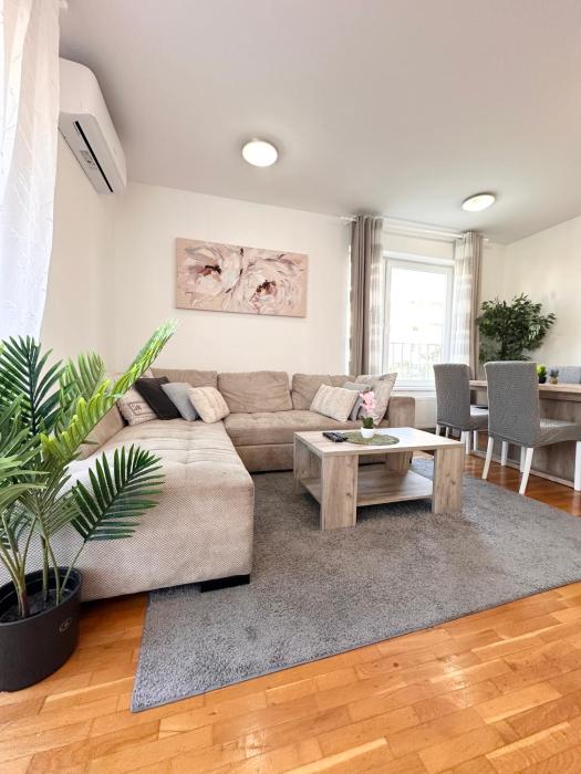 Apartment Petra