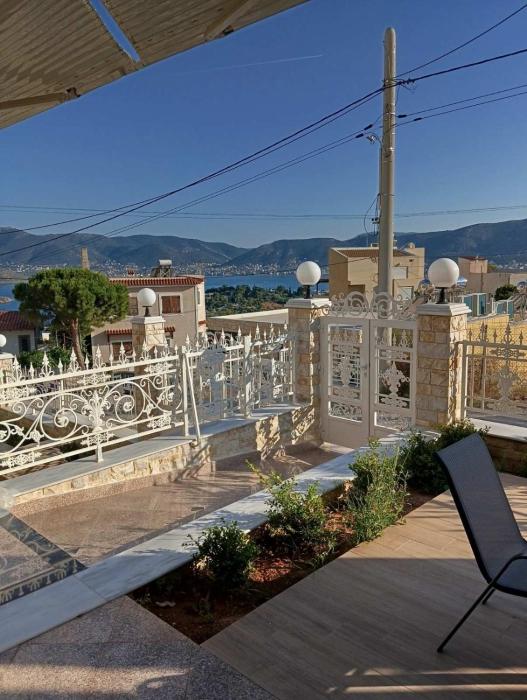 stavros house byzarkco