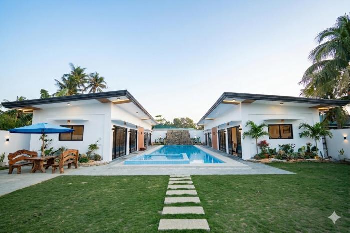 VILLA SOLIZ 2 Bolinao Exclusive Stay 40 Pax
