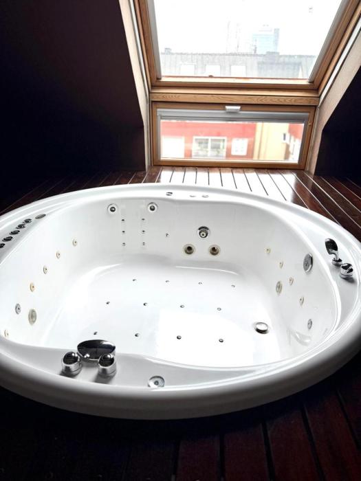 Dúplex Premium Puerto - Jacuzzi Privado - Dos Pisos