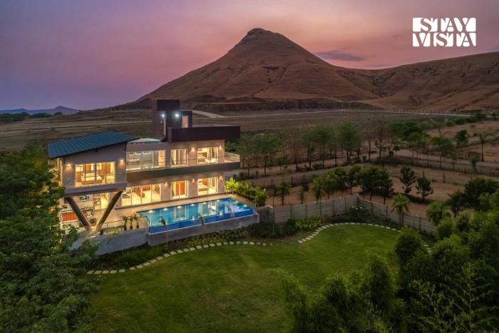 StayVistas Lavender Hills Villa - 4BHK with Mountain View & Infinity Pool