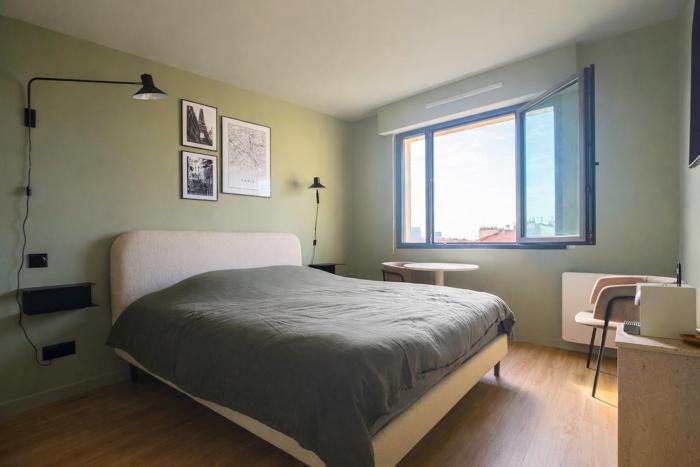 Luxury Apartment Metro Line 13 Mairie de Clichy