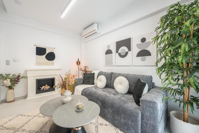 West Athens Luxurius Apartment