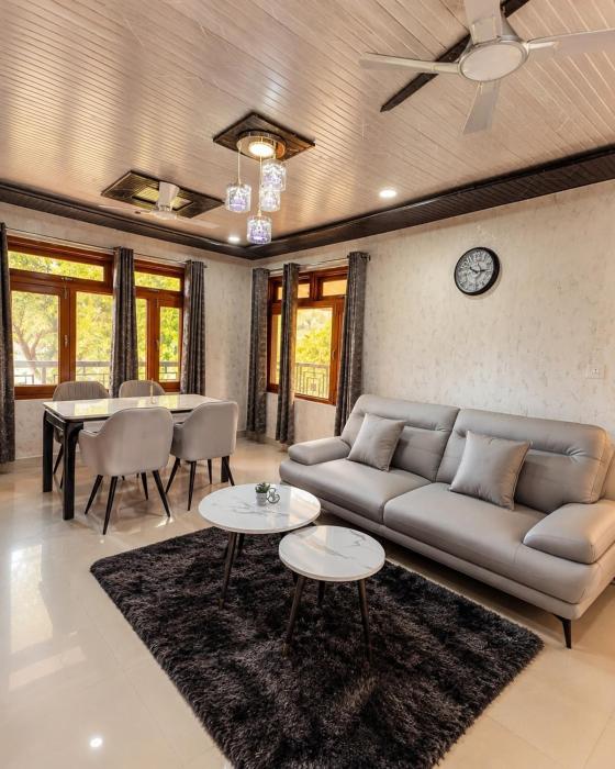 1BHK Lake View Retreat 200m to Naukuchiatal Lake