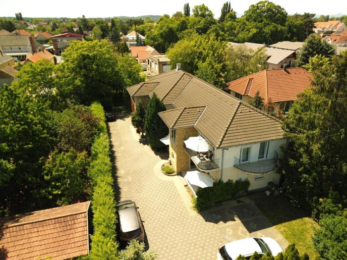 Balatonlelle Apartmanház