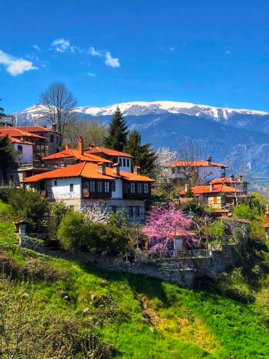 Feggaropetra Inn Magic Mountain House