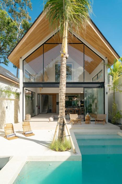 Villa Nadi, 3BR Villa - 5 min to Batu Belig Beach