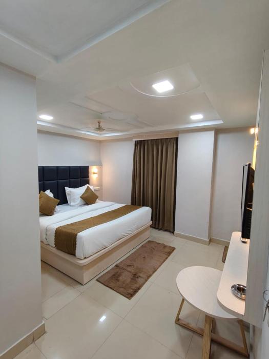Hotel Green Land