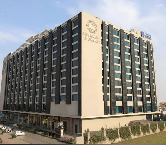 Grand Anukampa Swimming Pool & Rooftop Bar