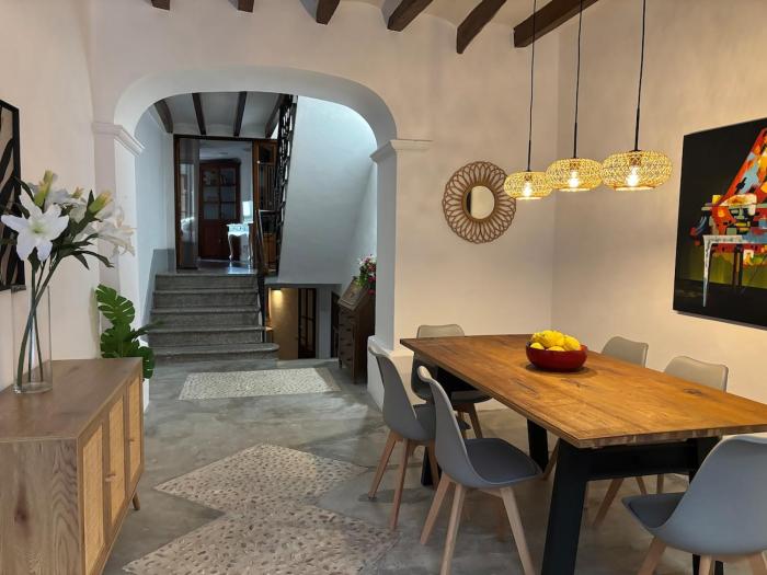 Luna, Sóller Center