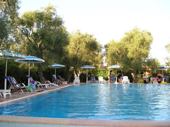 Vieste Residence Gallo Con Piscina