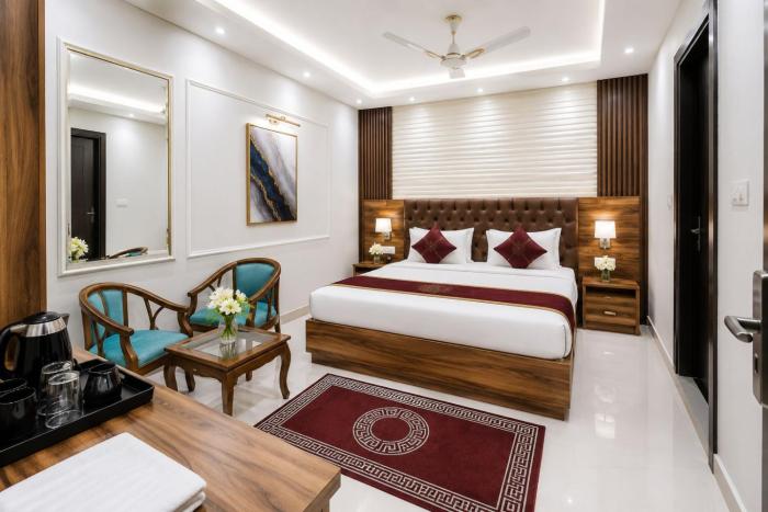 Hotel ONBellamount Comfort Villa Delhi Airport - Free Airport PickUp & Drop