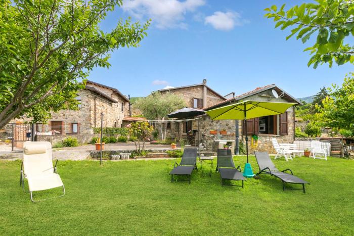 Casa SantAnna with Pool - In Garfagnana - Happy Rentals