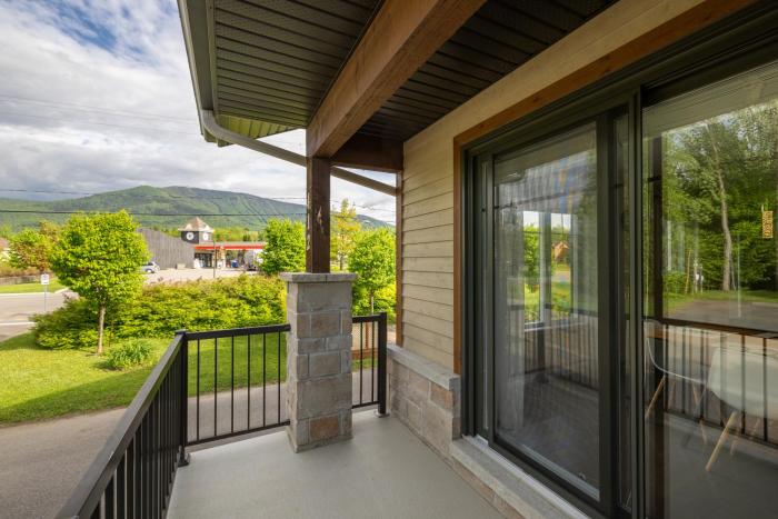 EdenCat Condo - Mountain View