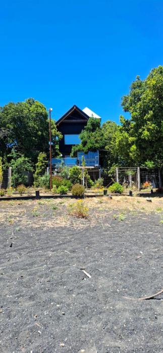 Casa exclusiva frente a la playa y cerca del centro