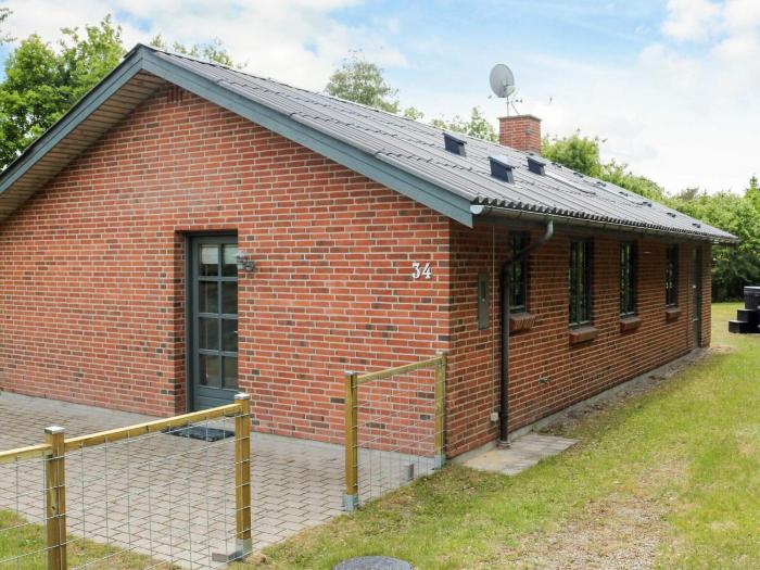 9 person holiday home in Hadsund