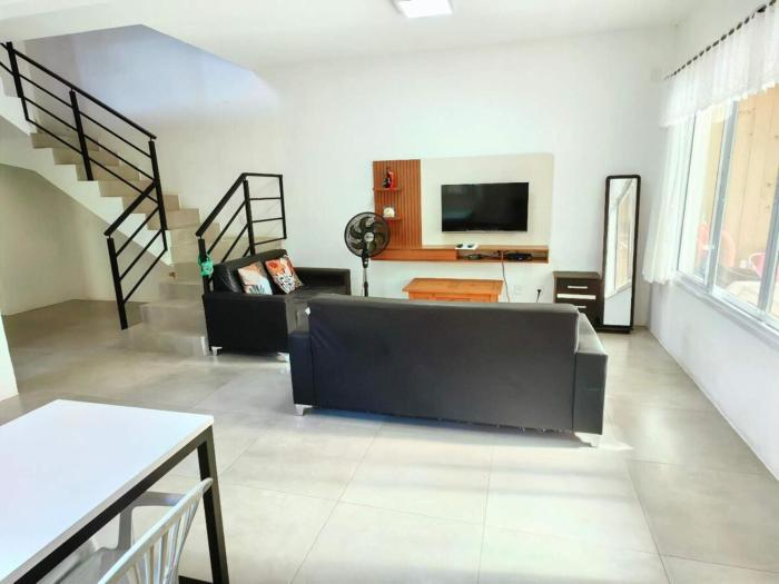 Casa Sunny A da Praia Daniela cerca de 60m à praia