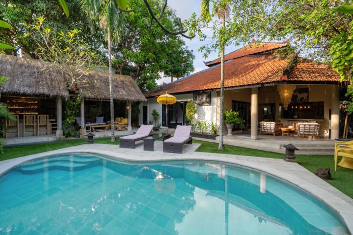 Aliya Villa Seminyak by Betterplace