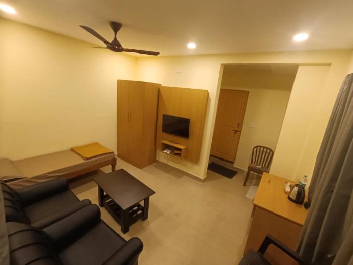 family friendly stay for 3 in manipal