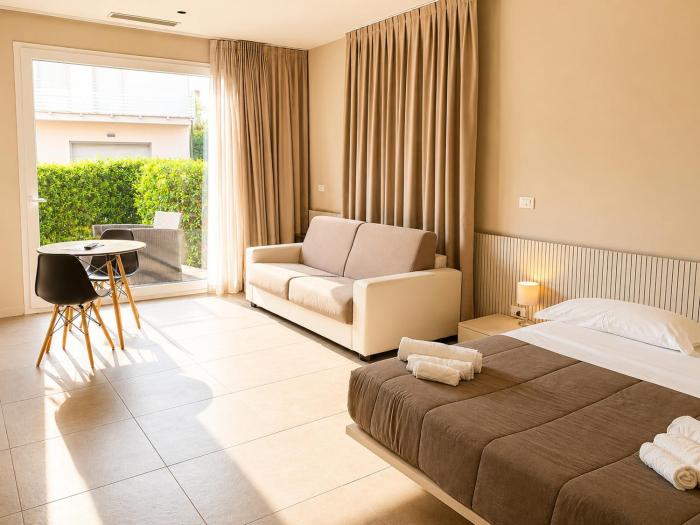 Amare Suite & Apartments