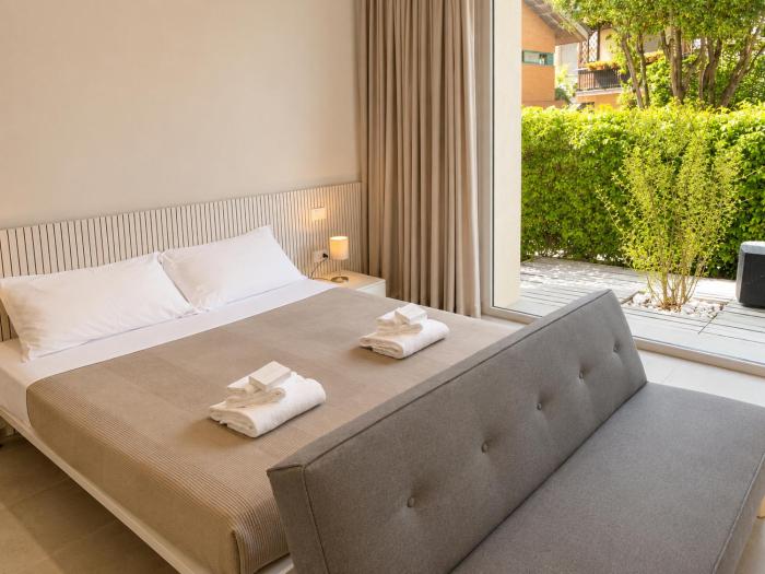 Amare Suite & Apartments