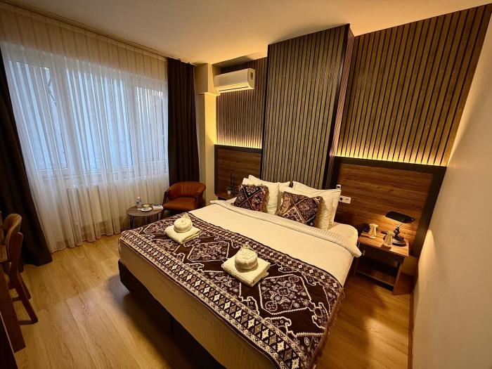 Elite Ottoman Suites