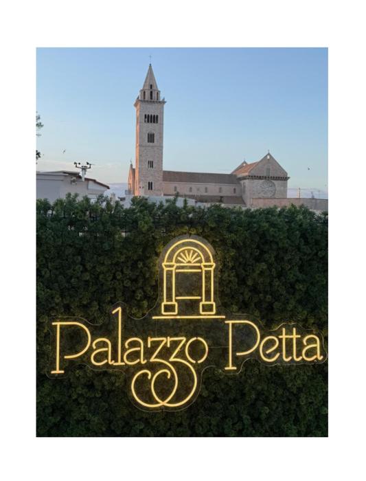Palazzo Petta Charming Suites & Rooftop