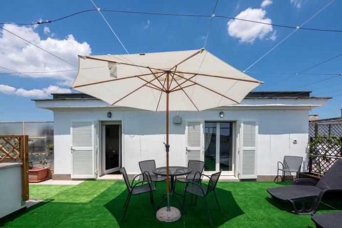 Tiburtina Rooftop Apartment