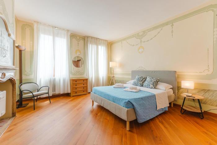 Garden Palace Rooms