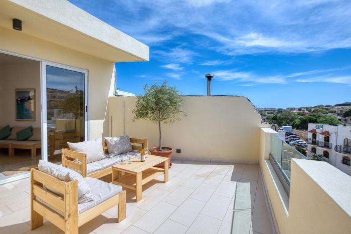 Charming penthouse with 3 sun terraces JCUT2-1
