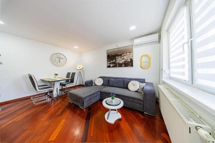 Apartment Nina