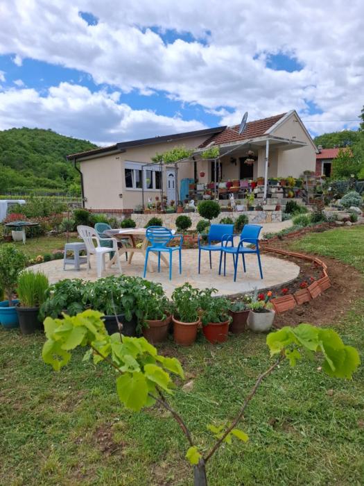 Komani Hideout