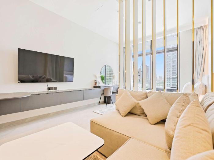 Modern Studio Escape - Relax & Unwind