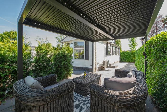 80, Midden in de natuur - Airco!