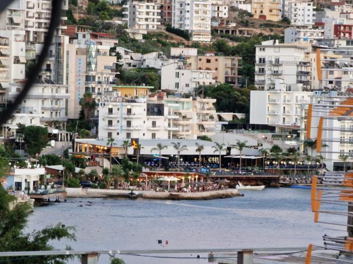 Saranda Sea View Apartment