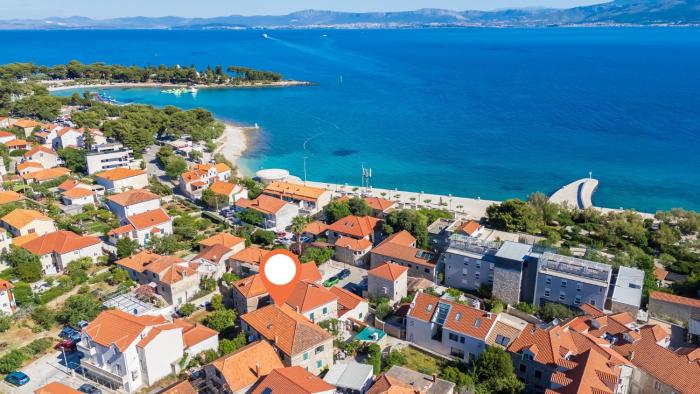 Apartment Stonehouse Near Sea