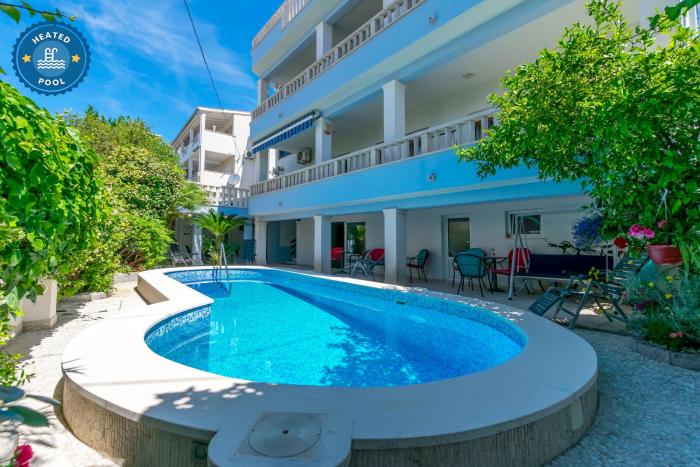 Apartments Wellness&Spa, heated pool, parking place