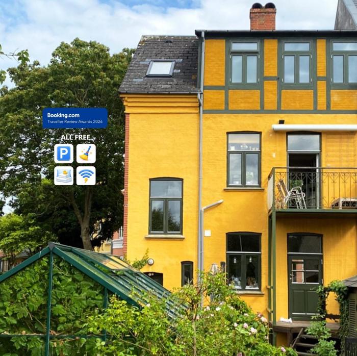 Charming Heritage Townhouse