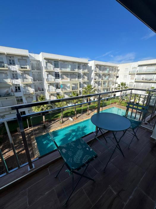 Appart piscine, plage à 7 min, casablanca 30 min