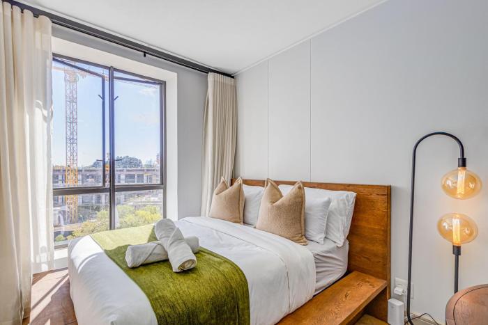 Stay Awhile Studio Apartment at Rosebank