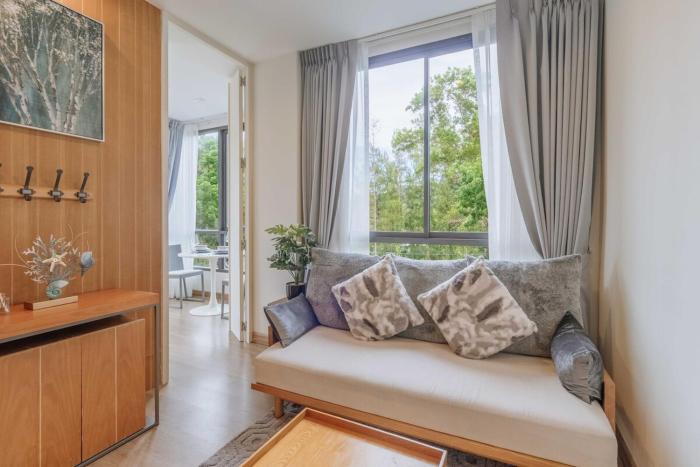 5 Min to Bang Tao Beach 1BR Pool Gym C286