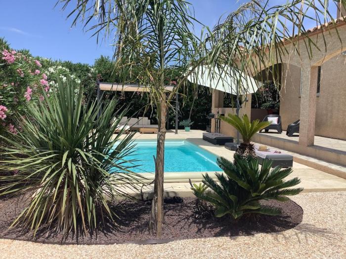 Villa avec piscine privée à 10 minutes à pied de la plage