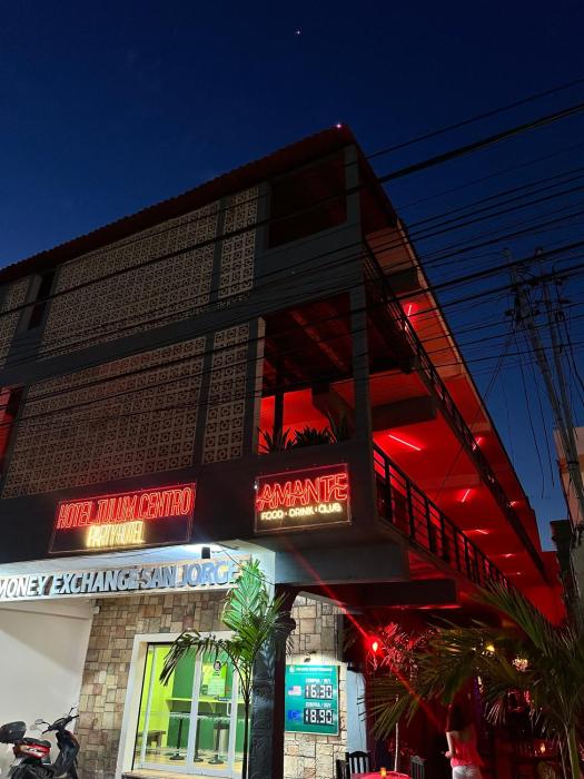 Hotel Tulum Centro, Party Hotel