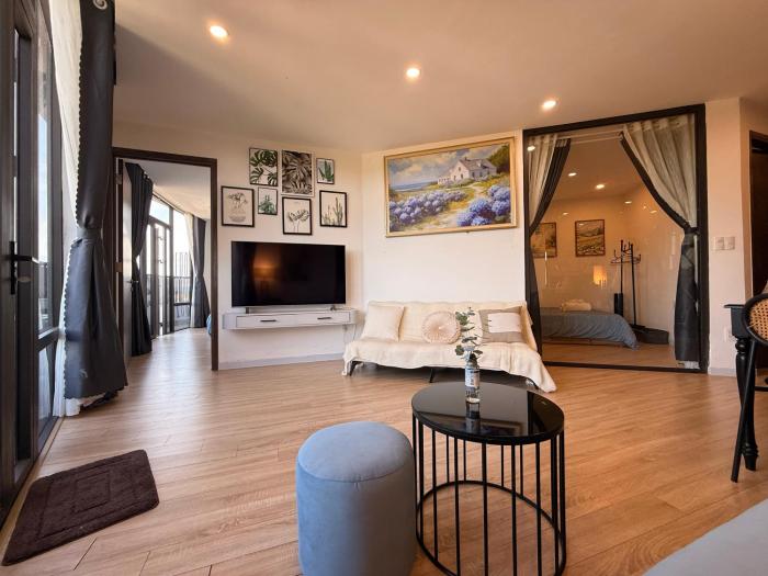 Glamis House