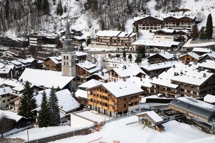 11 Appartements LE CHALET DU PLESSIS de 2 à 10 personnes au cœur du village